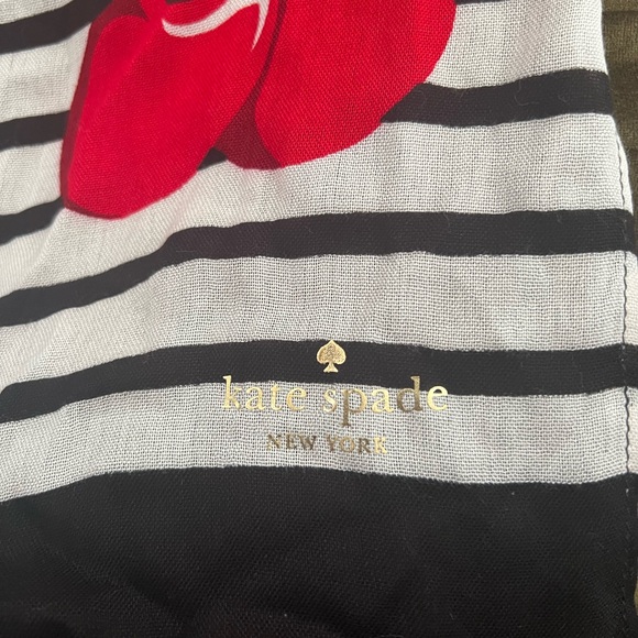 Adorable Kate Spade New York Ma Cherrie Oblong Scarf/Wrap 🍒 - Picture 6 of 13